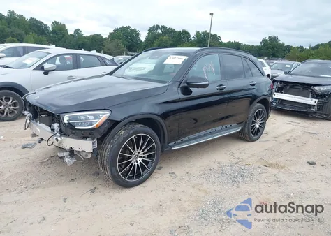 2022 Mercedes-Benz Glc 300 Suv z USA, uszkodzony, nr VIN W1N0G8DB2NV362386